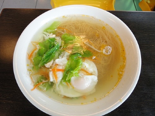 雞絲麵!蛋黃有熟,軟軟的很好吃! 800004262