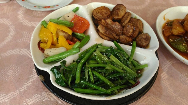 特客飯( 三菜一湯+飯吃到飽) 800041415