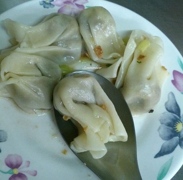 很大顆又內餡很香的餛飩,覺得老闆娘的SOP不好,常多給ㄟ! 800040468