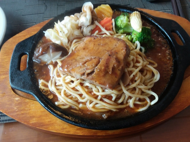 主菜-鐵板麵(無蛋) 800059738