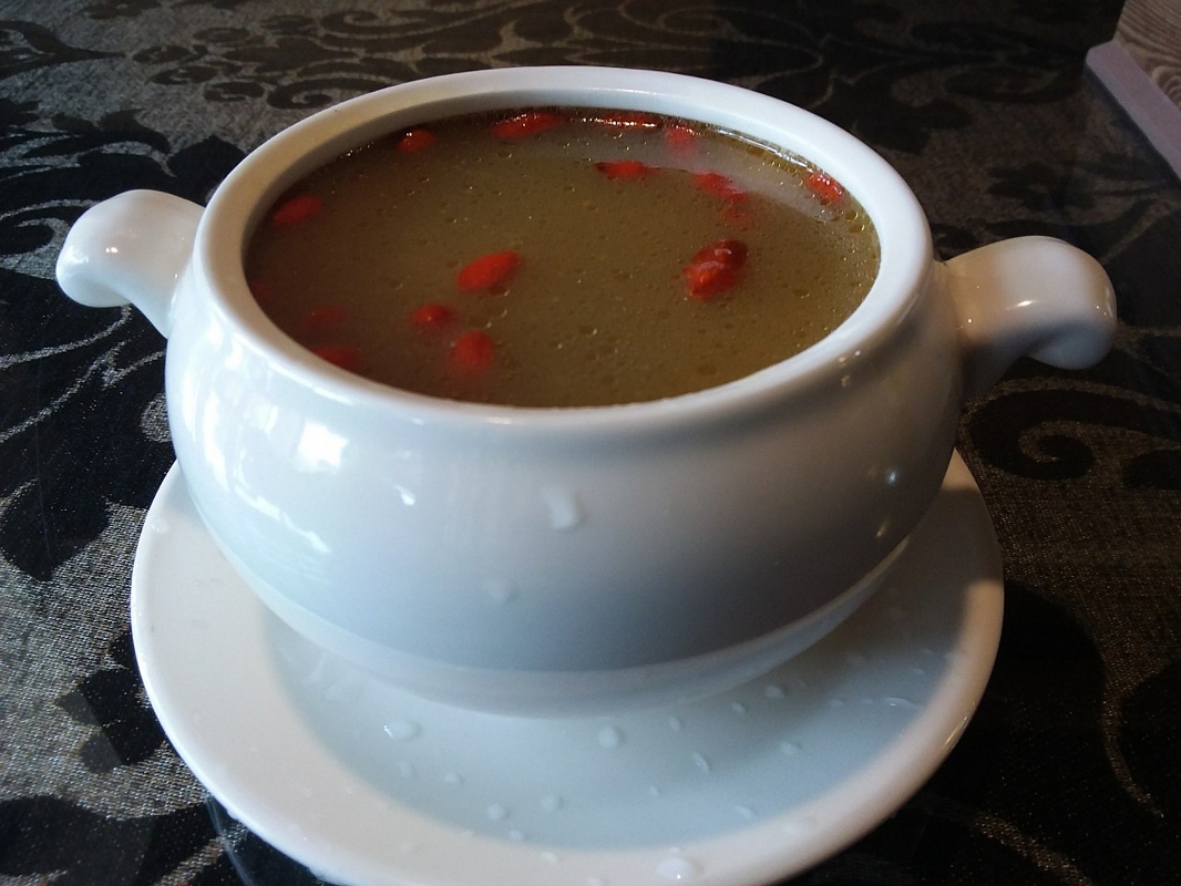麻油猴頭菇湯 800082384
