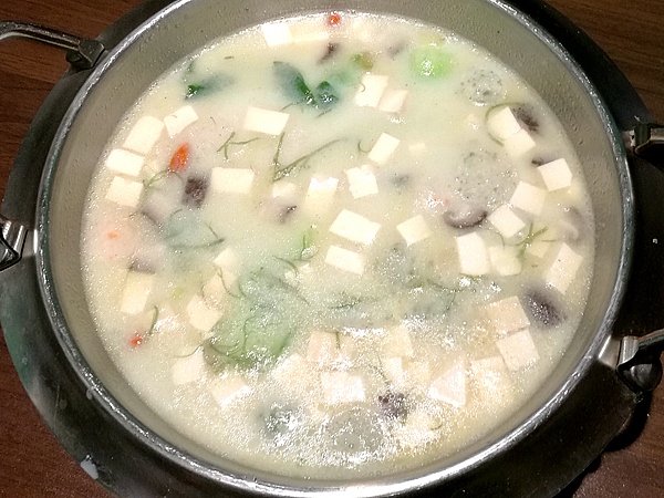 一品素海鮮鍋(百腦匯店),料鮮味美,是這三樣菜裡面最令人驚艷的一道。 800048737