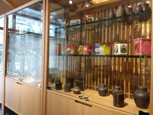 1樓 茶葉櫥窗 800050582