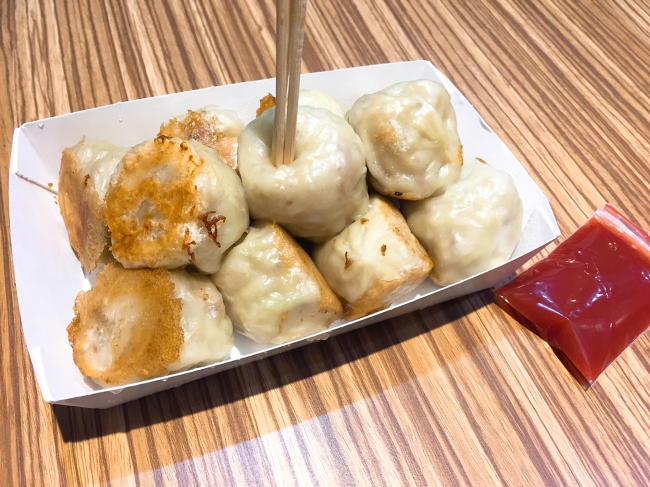 800060318