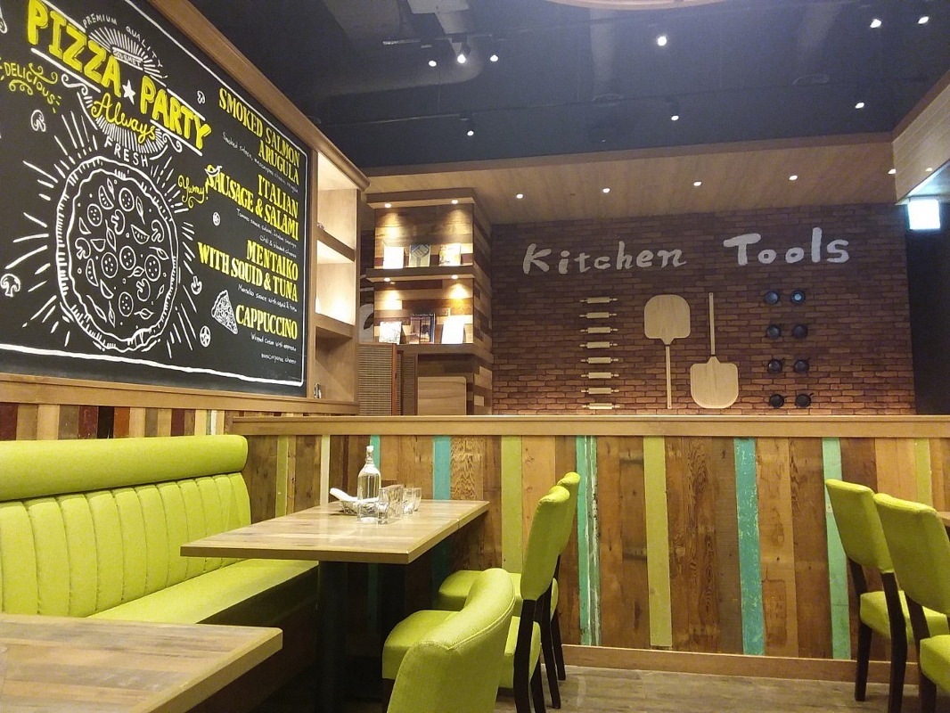 座位區 800084816