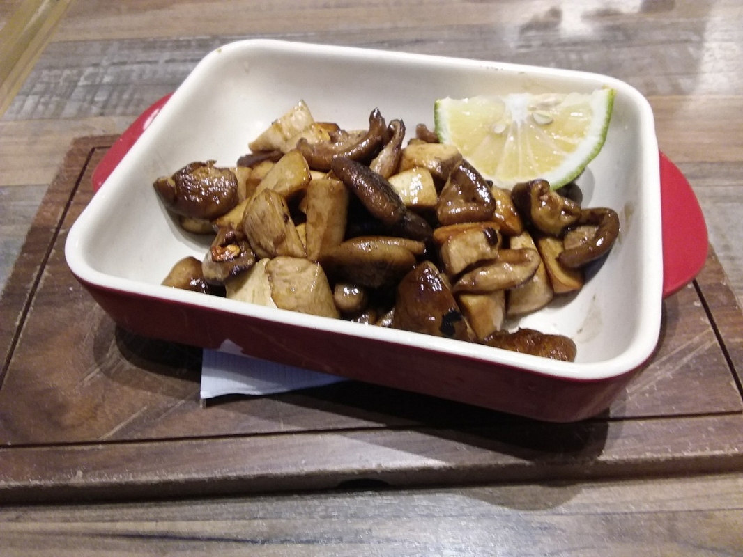 義大利黑醋香炒野菇 800084824